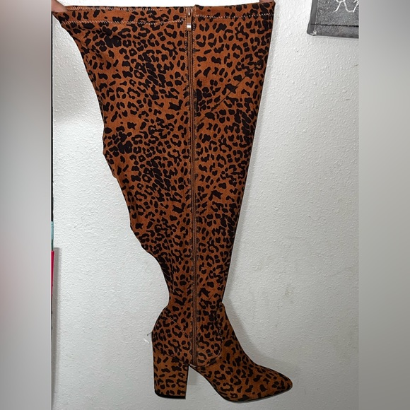 Over the knee leopard boots extrawide - Picture 2 of 2